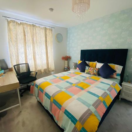 Double Room In Our Family Home Дублін Екстер'єр фото